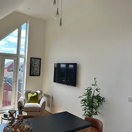 2 Bedroom Luxury Penthouse Διαμέρισμα *